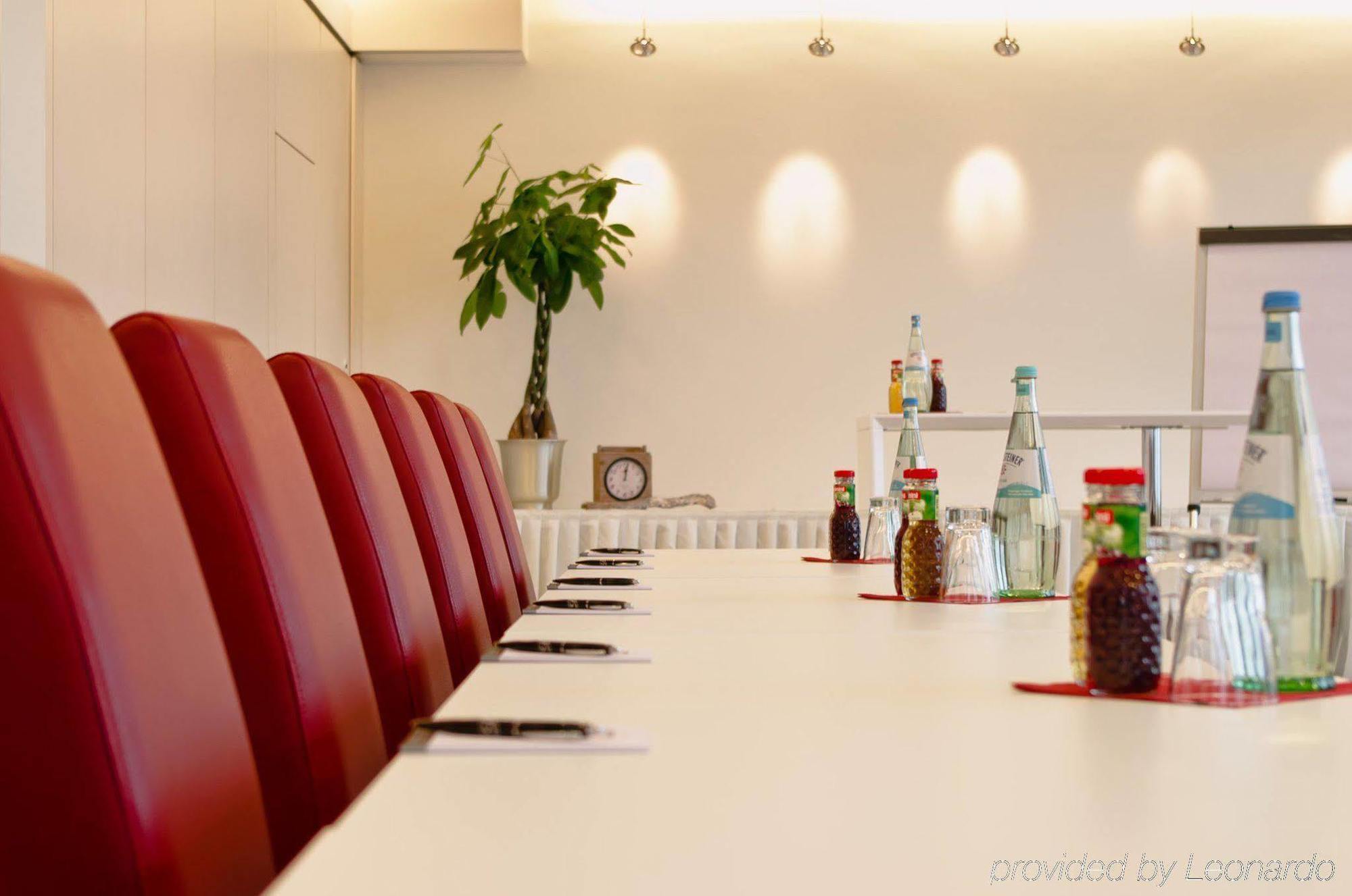 Hotel Arthotel Ana Petite 3*